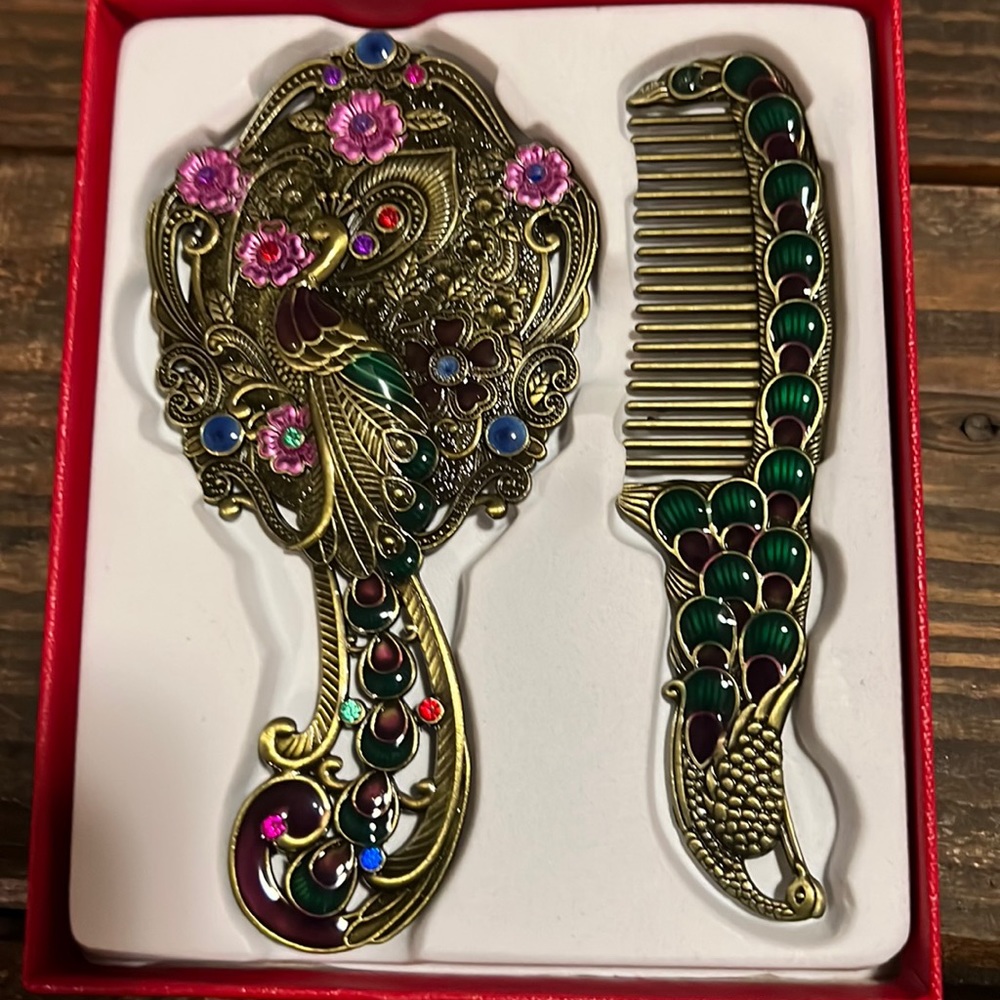 Beautiful Peacock mirror with comb set